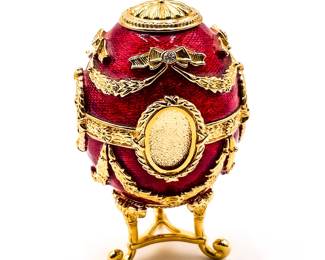 Joan Rivers Imperial Treasures � The Portrait� Enamel Egg