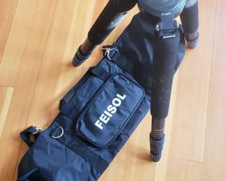 Feisol carbon fiber telescoping tripod