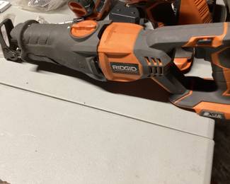 Reciprocating saw
