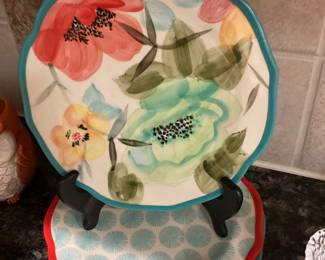 Pioneer Woman Salas Plates