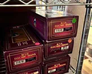 MTH cars