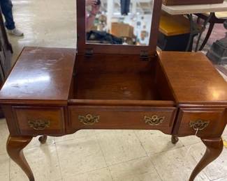 American Drew Cherry Lift Top Vanity