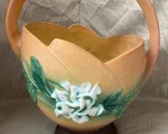 Roseville Gardenia Basket- 12"