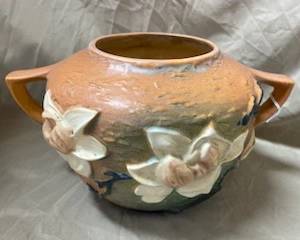 Roseville-Magnolia Jardiniere- 6"