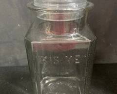 Country Store "Kiss-Me" Gum Jar