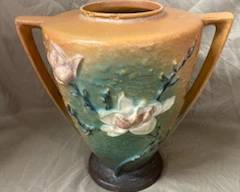 Roseville Magnolia Vase- 9"