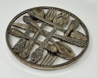 Lot 297 | Godinger Silver Art Co Utensil Trivet