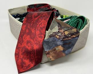 Lot 121 | Vintage Ties Some Silk