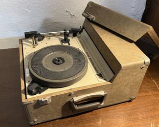 Lot 288 | Audiotronics 304 T Portable Turntable Record Playe