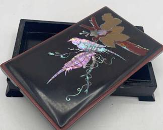 Lot 315 | Abalone Inlaid Mother of Pearl Asian MOP Bird Box