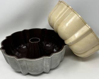 Lot 142 | Nordic Ware Bundt Pans Baking Pan