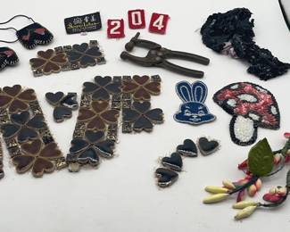 Lot 71 | Lot of Crafty Items Appliqués Tile Patches