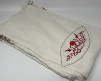 Lot 157 | Hand Embroidered Tablecloth Vintage Linens