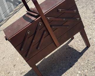 Lot 67 | Sewing Kit Storage Bench Collapsible Vintage
