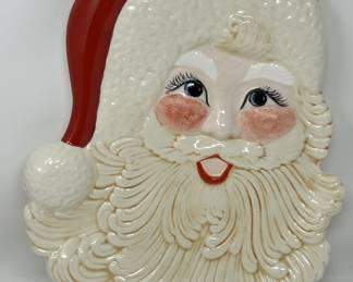 Lot 173 | Vintage Kitschy Ceramic Santa Plate Cookie Plate