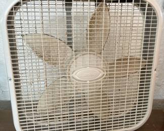 Lot 281 | White Box Fan