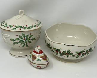 Lot 174 | Lenox Christmas Holly Trinket Dish Lidded Bowl