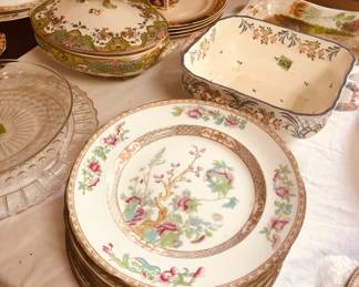 Sample of pretty porcelain