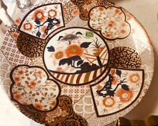 Large decorative Japanese Imari style plate
