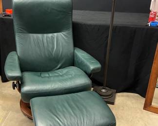 Stressless Chair, Ottoman Lamp
