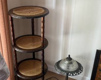 VINTAGE DECOR