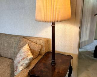 vintage lamp table