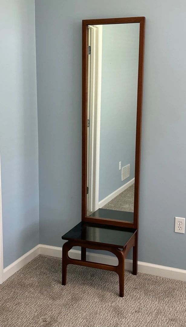 001 LANE Tuxedo Mirror