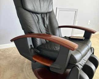 008 Human Touch HTT Massage Chair