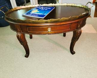 Traditional style tray oval coffee table (small)
