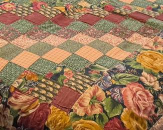 Hand sewn quilt in size full