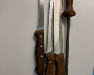 Chicago Cutlery knives, 3, with sharpener