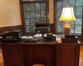 Executive office desk and furnishing