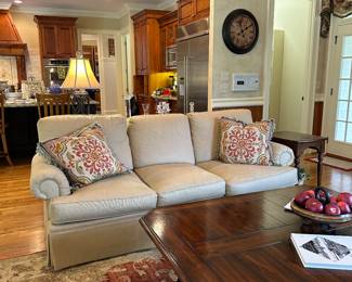 Henredon neutral sofa 