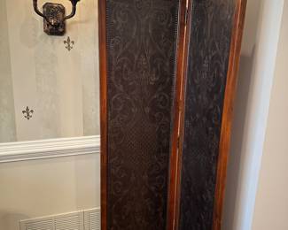 Theodore Alexander screen