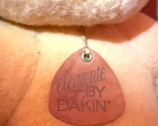 Elegante By Dakin