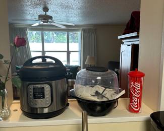Instapot & Popcorn maker