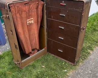 Steamer trunk
