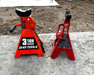 Daytona 3-Ton and Big Red 2-Ton Jack Stands