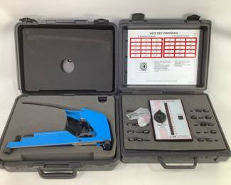 Blue Punch Key Machine