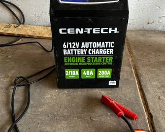 Centech 6/12V Automatic Battery Charger