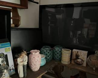planters, televisions, and willow figures