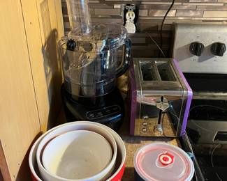 Guess what....more kitchen items!