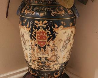 Gorgeous large Vase