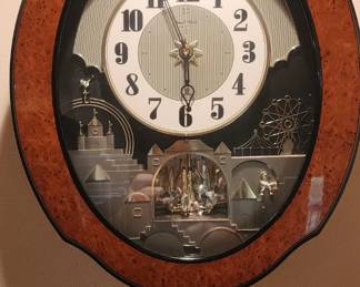 Gorgeous Vintage Small World clock