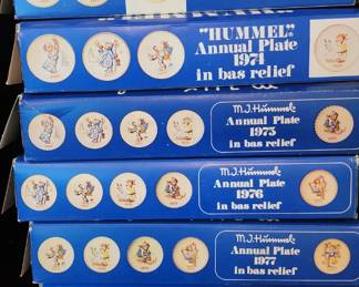 Hummel Consecutive Yearly Plate Collection