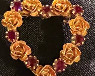 Vintage Goldtone and Ruby Crystal Stone brooch
