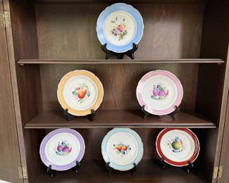 Cheery accent plate collection