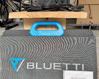 Bluetti EB3A 600 watt portable power solar generator