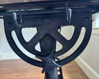 Detail of mechanism