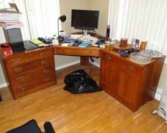 Stickley corner Desk